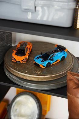 LEGO&reg; Speed Champions Lamborghini Revuelto та Hurac&aacute;n STO 77238