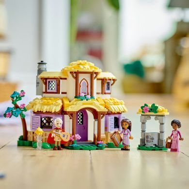 Конструктор LEGO Disney Princesses Домик Аши 43231