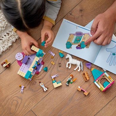 Конструктор LEGO Disney Princess Развлечения в замке Анны и Олафа 108 деталей 43204