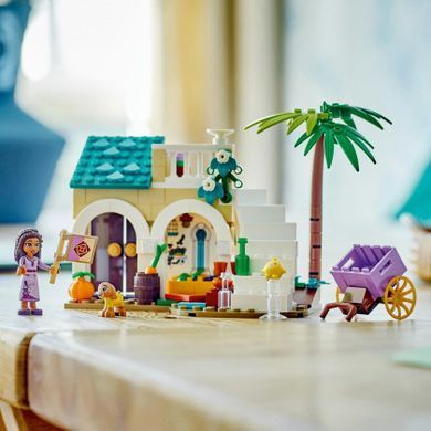 Конструктор LEGO Disney Аша в місті Розас 43223