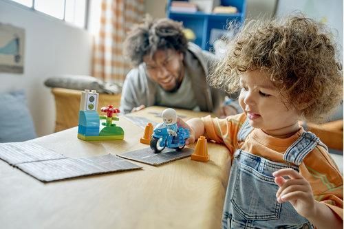 LEGO DUPLO Синий полицейский мотоцикл 10471