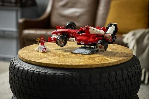 LEGO&reg; Icons Ferrari F2004 та Michael Schumacher (11375)