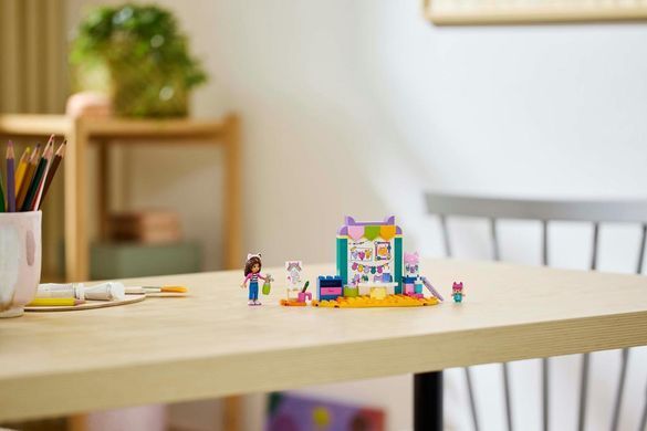 LEGO&reg; Ляльковий будиночок Ґаббі &laquo;Майструємо з Доцею-Бокс&raquo; Іграшка 10795