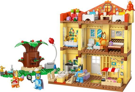 LEGO&reg; Bluey: Родинний дім Блуї 11203