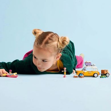 Конструктор LEGO Friends Автомобиль для путешествий с друзьями