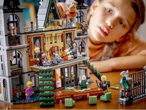 Конструктор LEGO Harry Potter Маєток родини Мелфой 76453