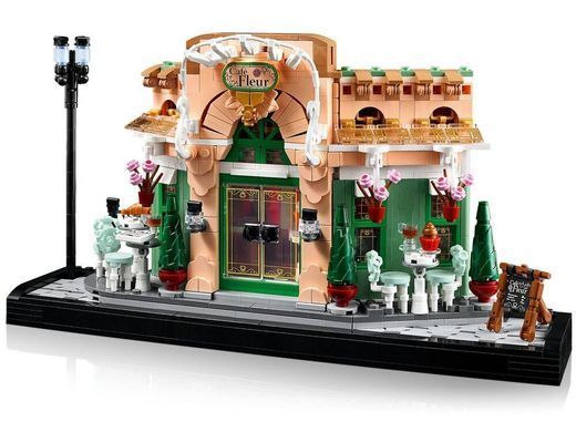 Конструктор LEGO Icons Французское кафе 10362