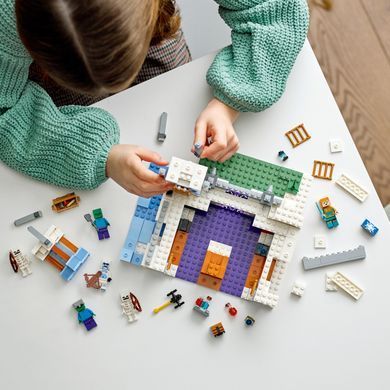 LEGO&reg; Minecraft Ледяной замок 21186