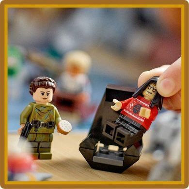 Конструктор LEGO Star Wars Новогодний адвент календарь на 2023 год 320 деталей 75366