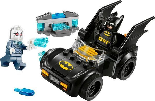 Конструктор LEGO Super Heroes Бэтмен и Бэтмобиль против мистера Фриза 76301