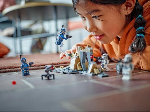 LEGO&reg; Star Wars&trade; Бойовий комплект &laquo;Засідка на Мандалорі&raquo; 75373