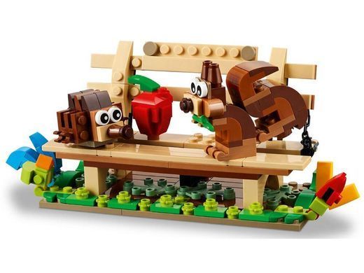Конструктор LEGO Creator Шпаківня 31143