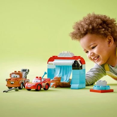Конструктор LEGO® DUPLO Disney TM Розваги Блискавки МакКвіна й Сирника на автомийці 29 деталей (10996)