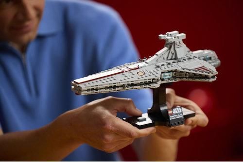 LEGO Star Wars Зоряний крейсер класу &laquo;Венатор&raquo; 75441