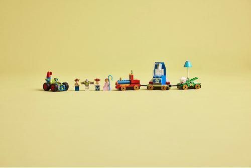 LEGO&reg; | Disney и Pixar Праздник из Истории Игрушек: поезд и авто для гонок Набор конструктора 43264