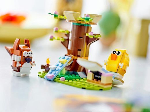 LEGO&reg; Весенняя площадка для животных Игровой набор 40709
