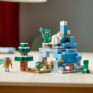 Конструктор LEGO® Minecraft Замерзлі верхівки 304 деталей (21243)