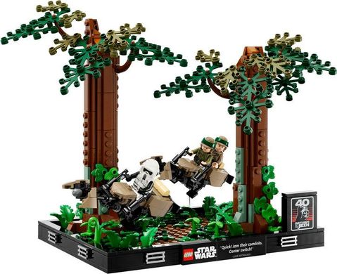 LEGO Star Wars «Погоня на спидере на Эндоре» 75353
