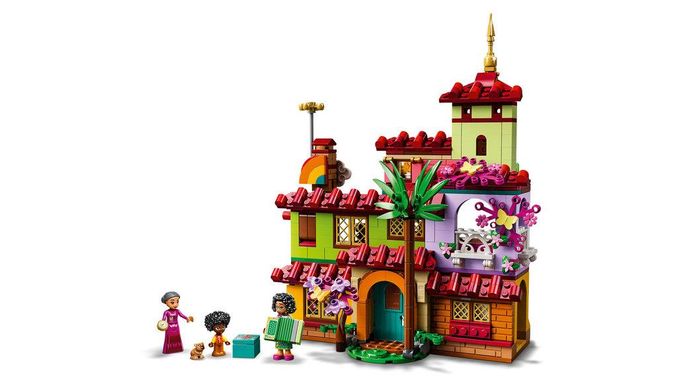 Конструктор LEGO Disney Princess Дом семьи Мадригал 587 деталей 43202