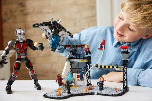 Конструктор LEGO Super Heroes Первый мститель: Противостояние&nbsp;Приключенческая битва 76314