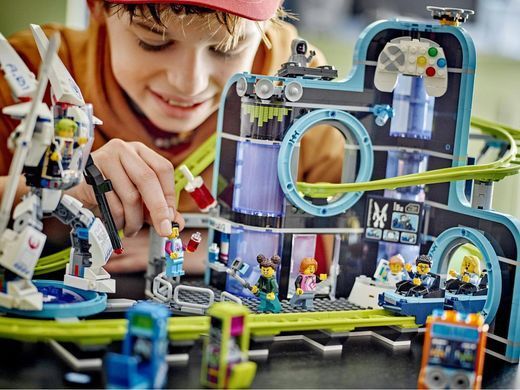 LEGO&reg; City Парк розваг &laquo;Світ роботів&raquo; 60421