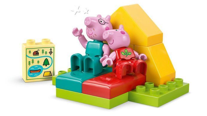 Конструктор LEGO DUPLO Туристичний похід 10452