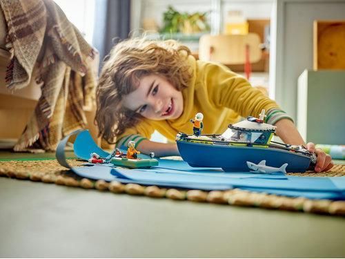LEGO&reg; City Переслідування на поліцейському катері Іграшка 60456