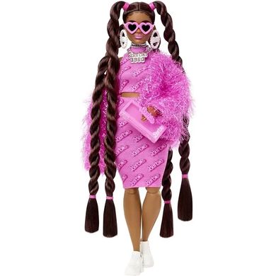 Лялька Барбі Екстра Модниця у рожевому костюмі та блискучій куртці Barbie Extra Doll, HHN06