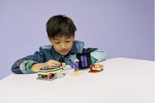 LEGO Minecraft Путешествие в Нижний мир и Порталу в землю 21584