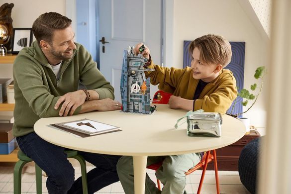 LEGO&reg; | Marvel &laquo;Месники: Судний день&raquo;. Нова Вежа Месників 76352