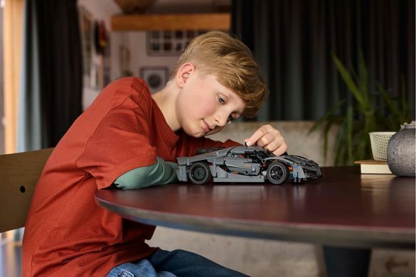 LEGO&reg; Technic Koenigsegg Jesko Absolut &mdash; серый гиперкар 42173