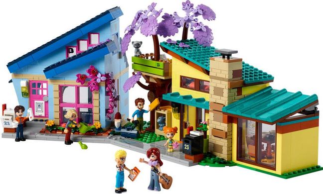 LEGO® Friends Родинні будинки Оллі й Пейслі 42620