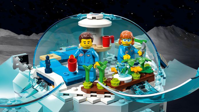 LEGO® City Місячна наукова база 60350