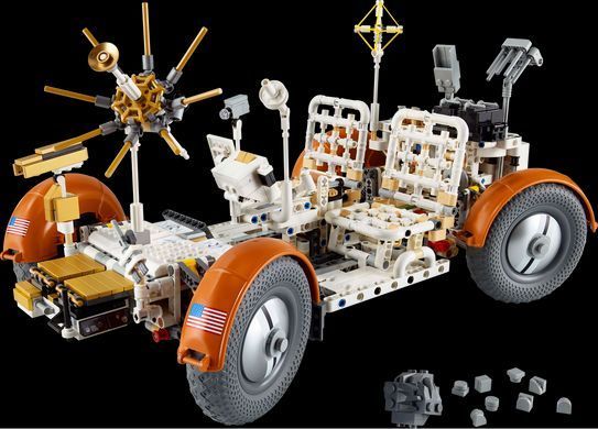 LEGO&reg; Technic Місячний автомобіль NASA Apollo 42182