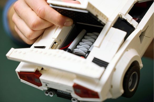 LEGO&reg; Icons Lamborghini Countach 5000 Quattrovalvole 10337