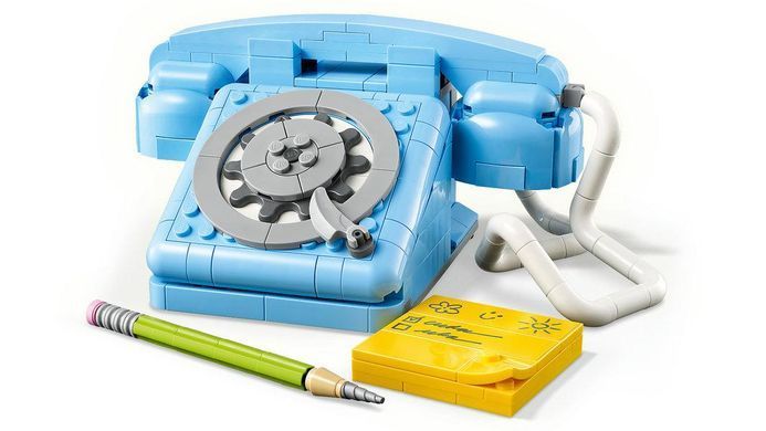 LEGO&reg; Creator 3-в-1 Ретро телефон Ностальгические и винтажные игрушечные телефоны 31174