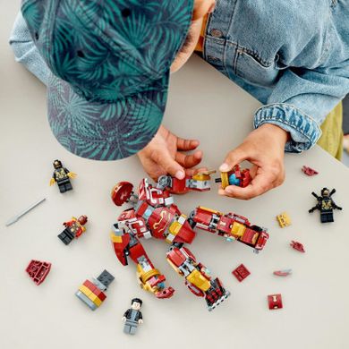 Конструктор LEGO® Super Heroes Халкбастер: битва за Ваканду 385 деталей (76247)