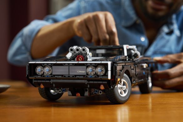 LEGO&reg; Technic Форсаж Автомобіль Dodge Charger R/T 42231